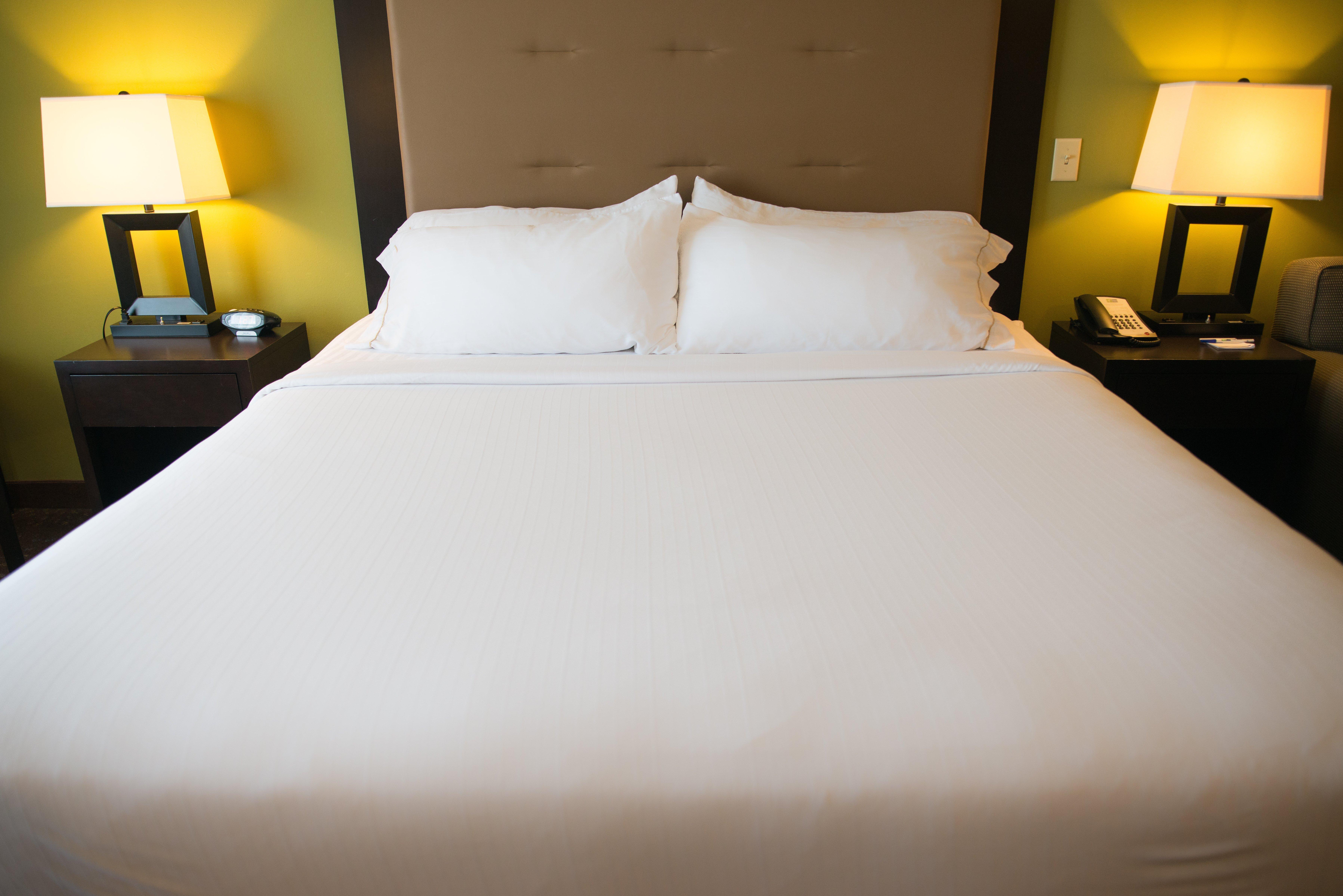 Silver Lake Holiday Inn Express & Suites Northwood By Ihg מראה חיצוני תמונה