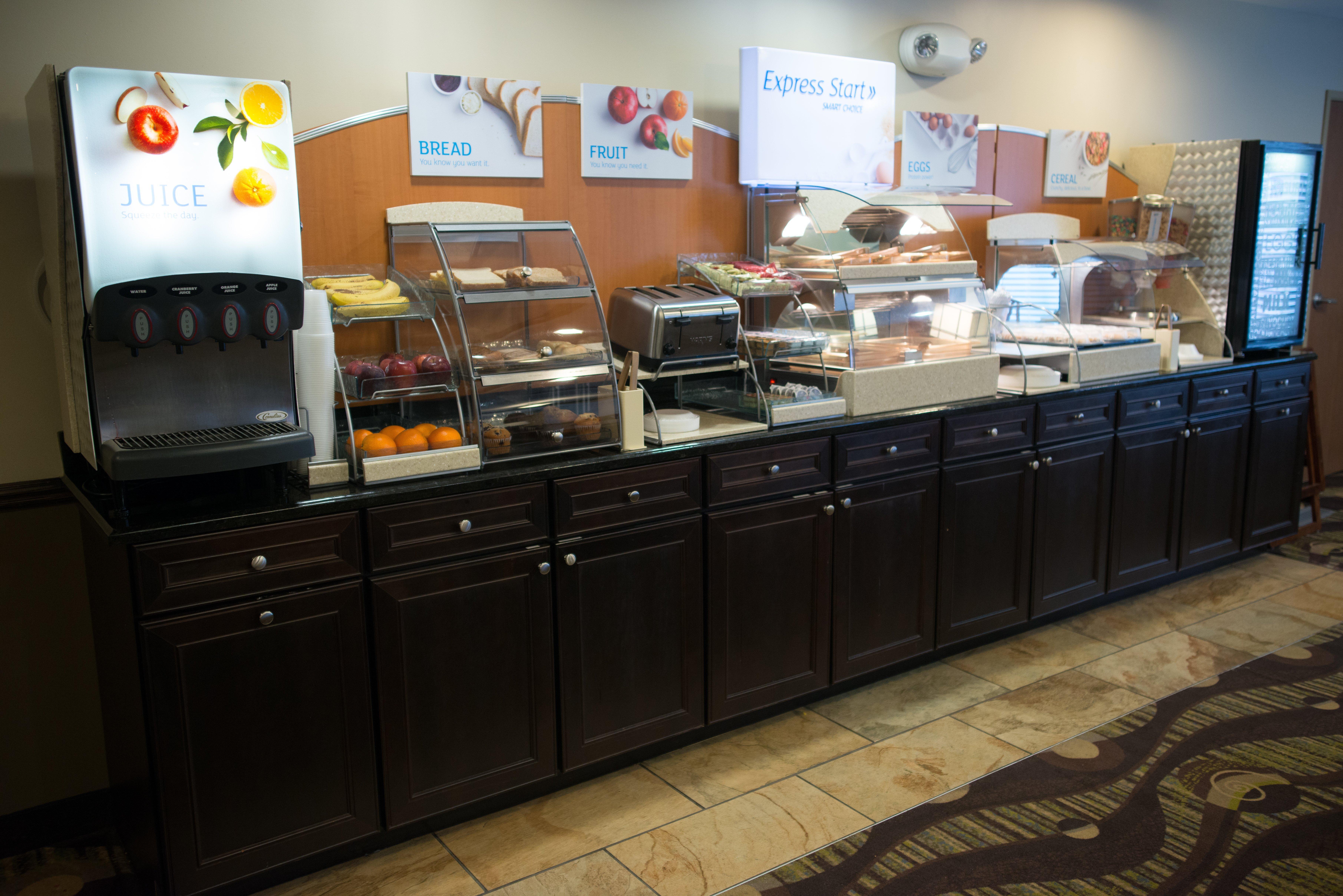Silver Lake Holiday Inn Express & Suites Northwood By Ihg מראה חיצוני תמונה