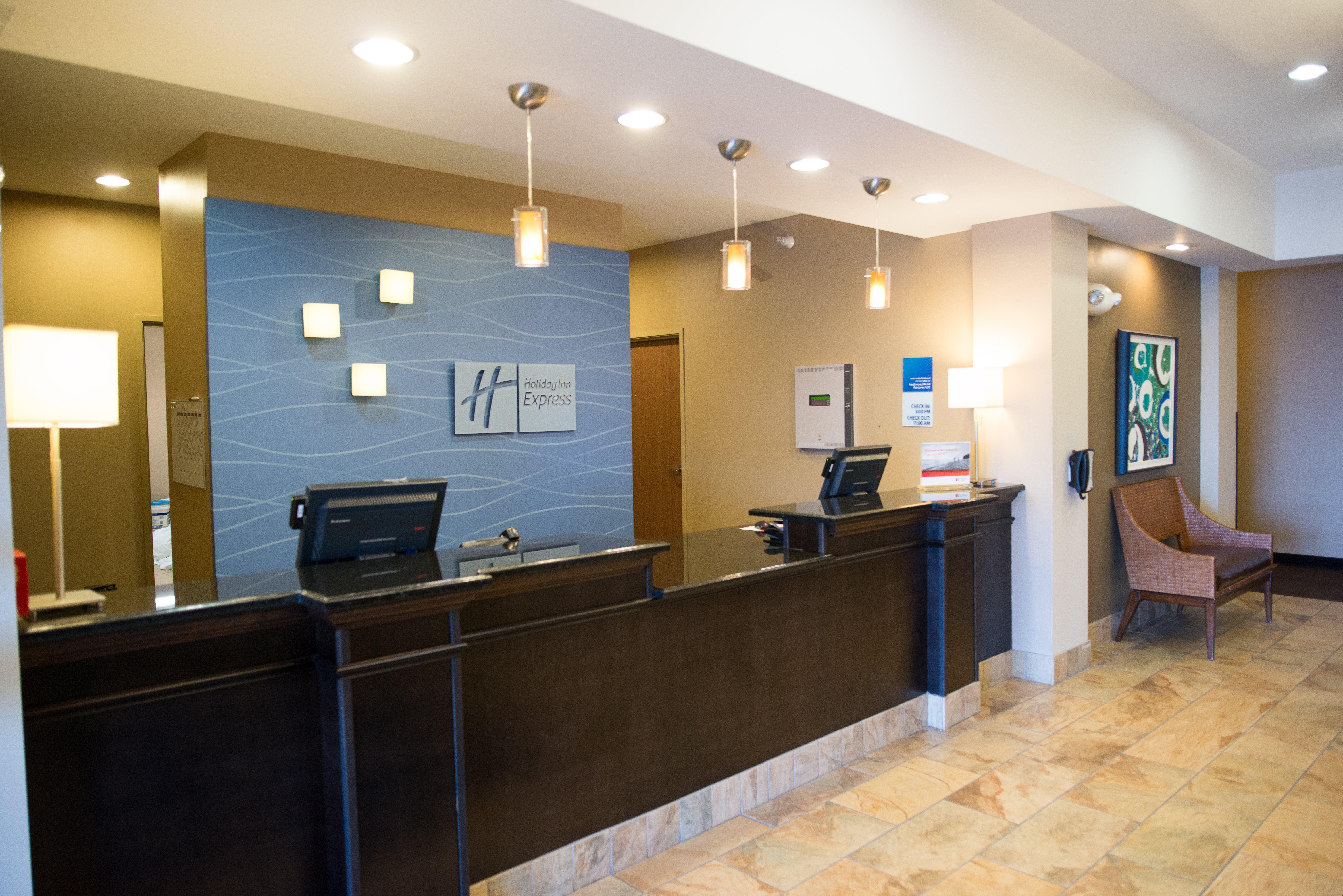 Silver Lake Holiday Inn Express & Suites Northwood By Ihg מראה חיצוני תמונה