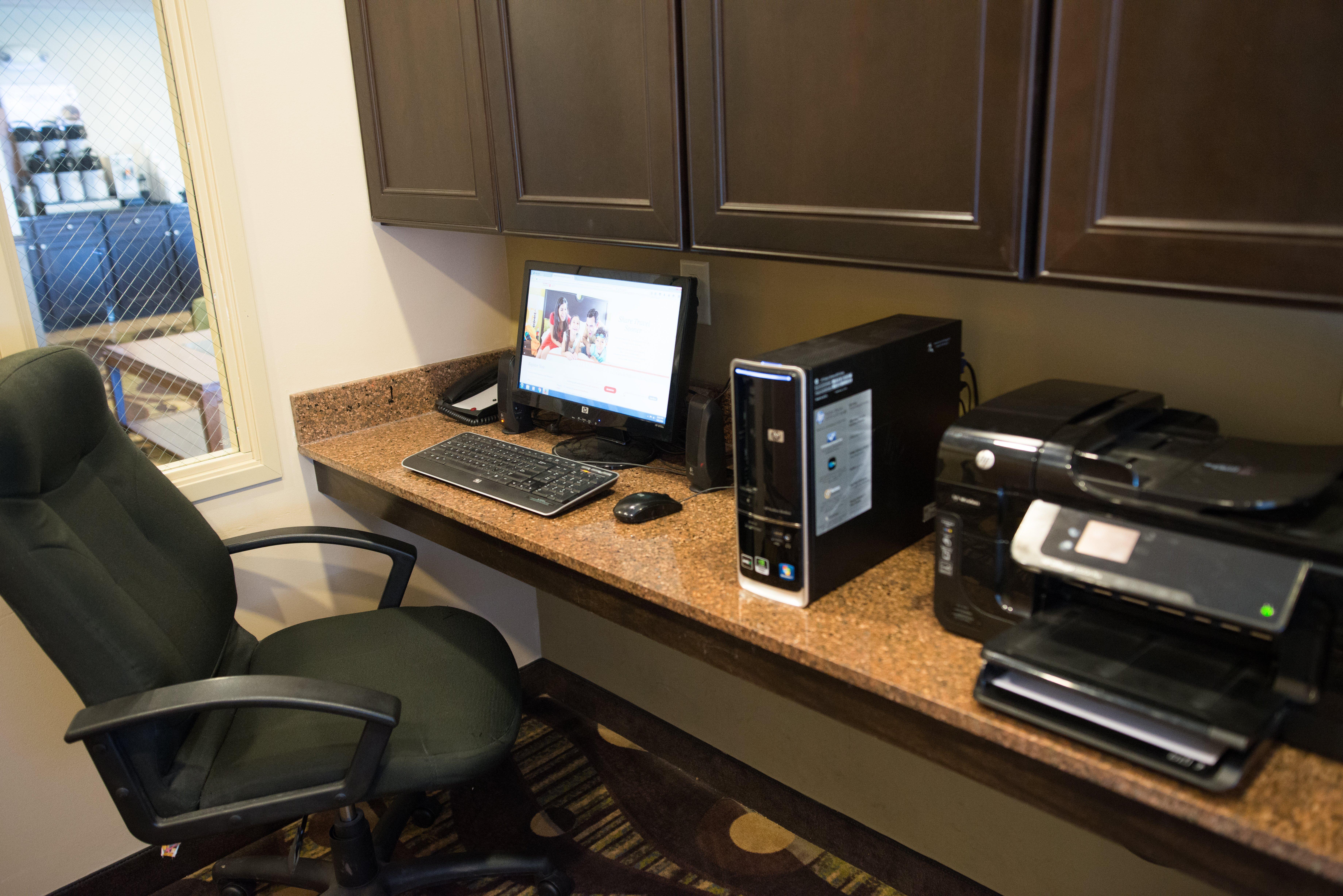 Silver Lake Holiday Inn Express & Suites Northwood By Ihg מראה חיצוני תמונה