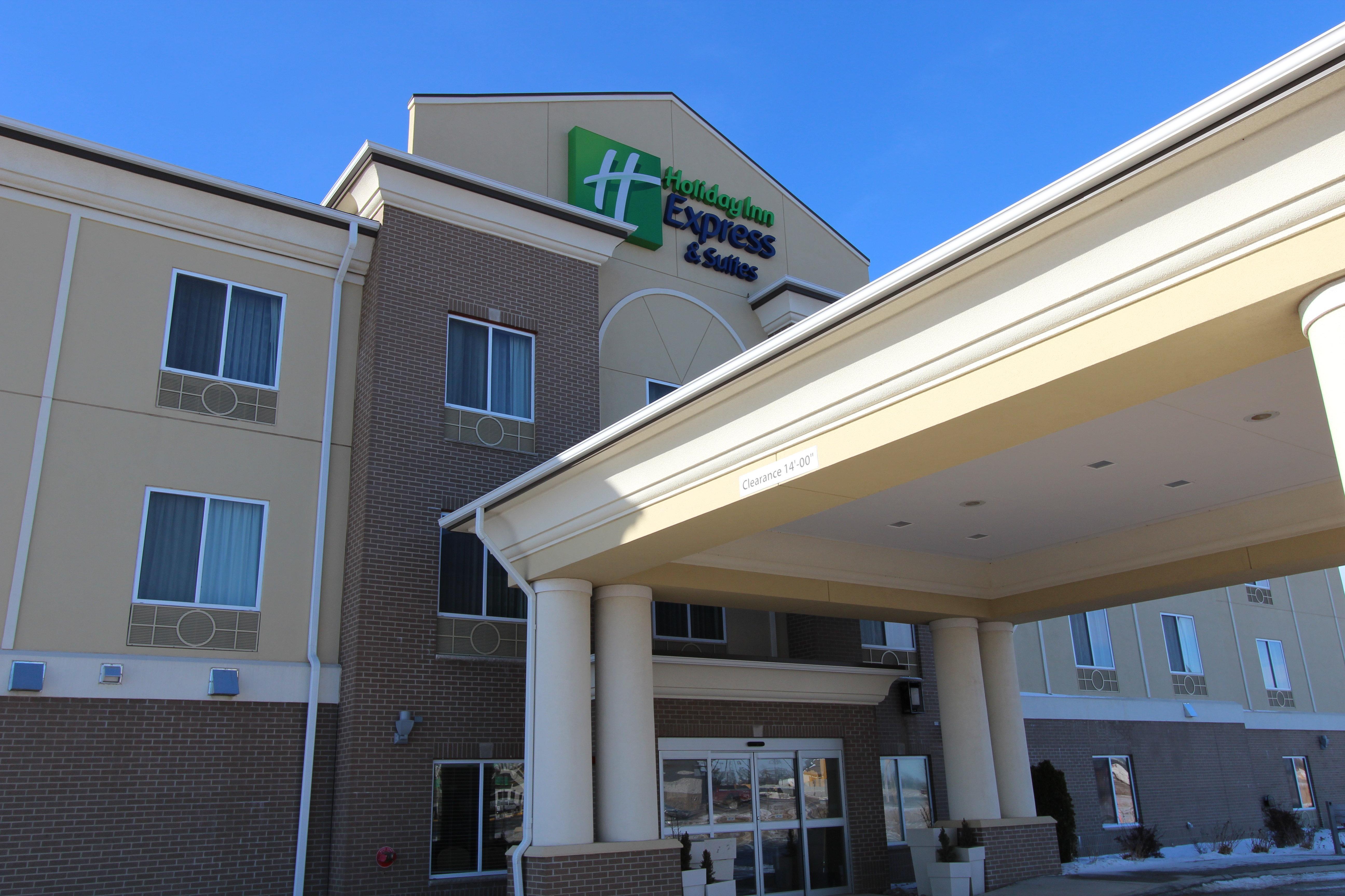 Silver Lake Holiday Inn Express & Suites Northwood By Ihg מראה חיצוני תמונה