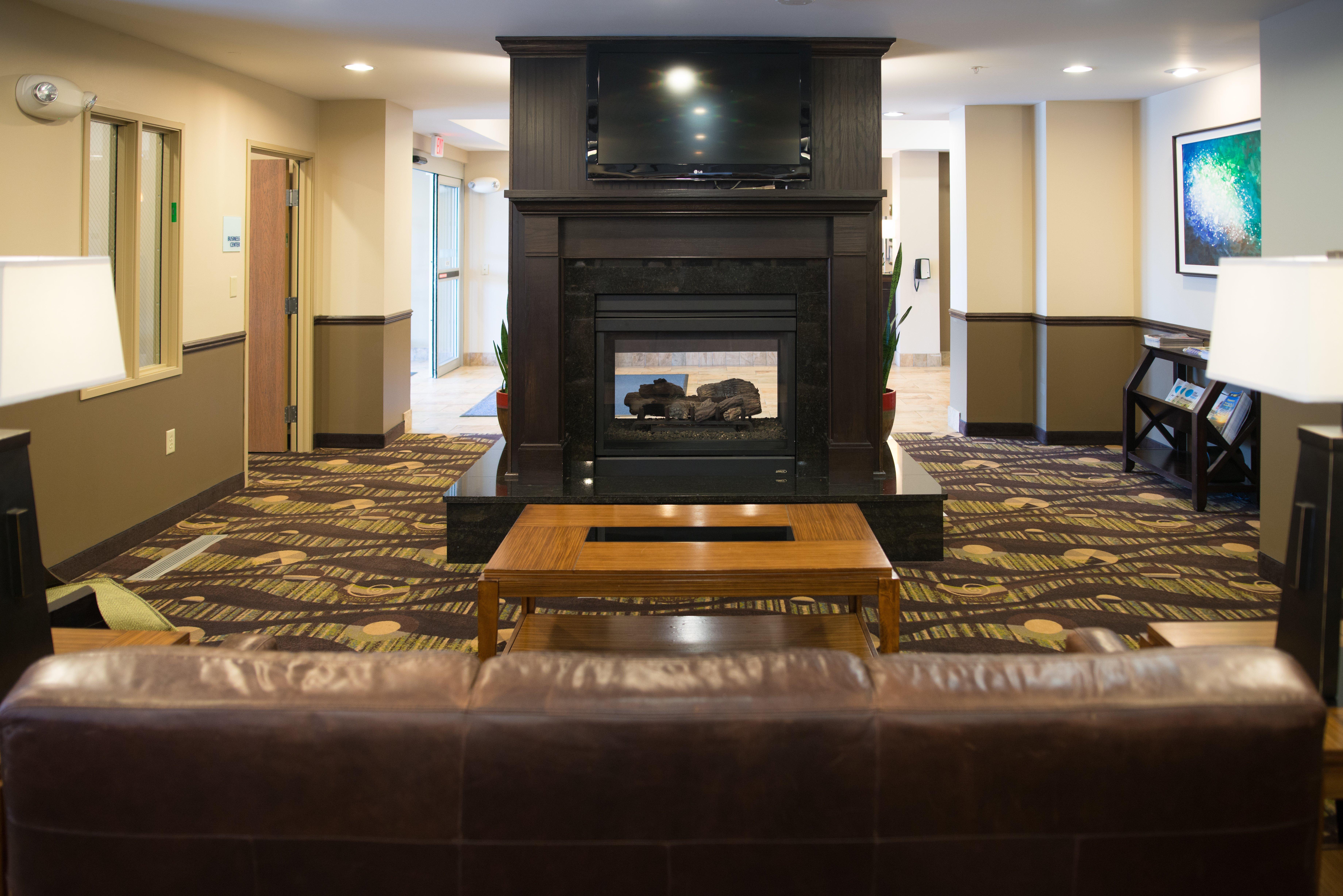 Holiday Inn Express & Suites Northwood, An Ihg Hotel מראה חיצוני תמונה