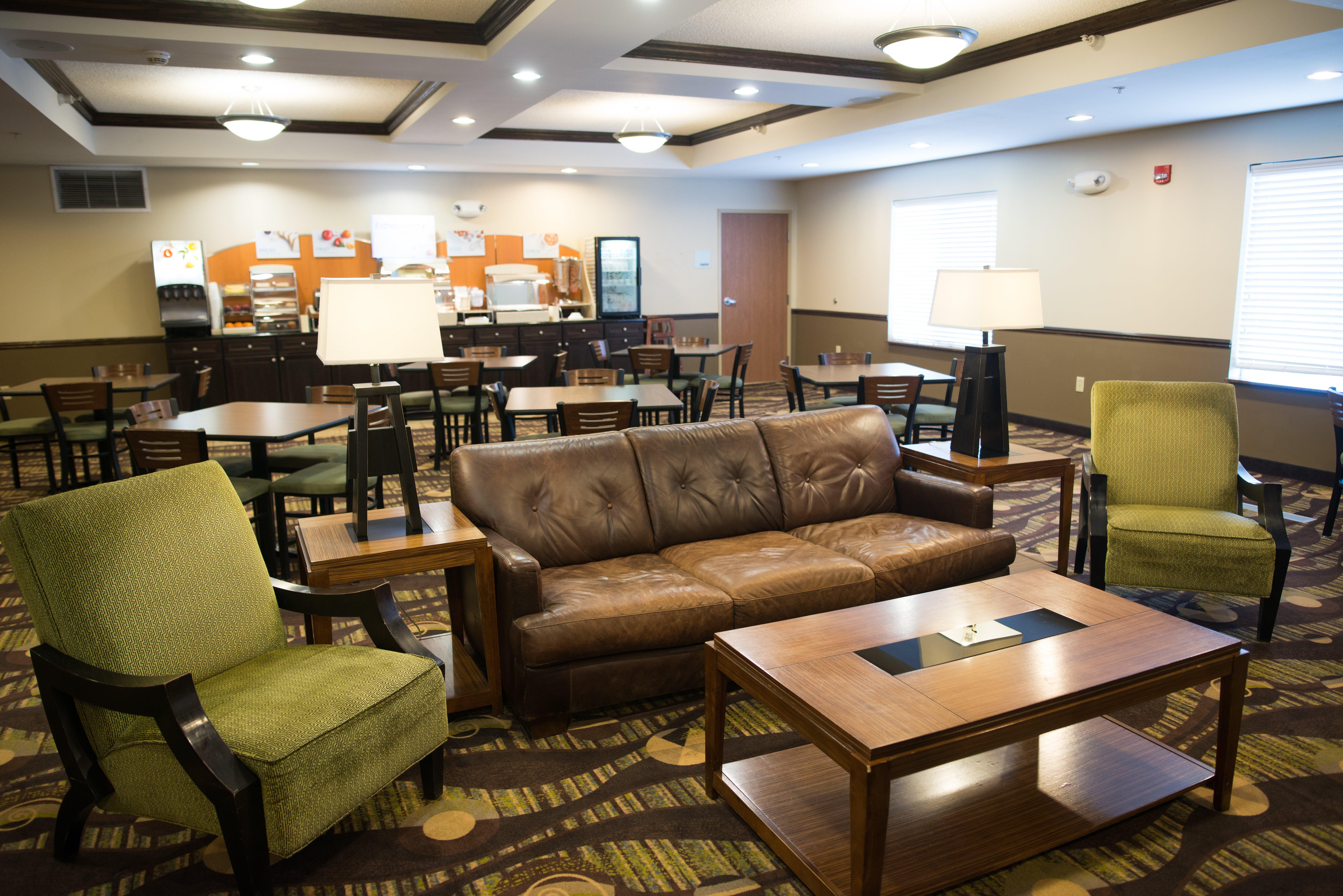Silver Lake Holiday Inn Express & Suites Northwood By Ihg מראה חיצוני תמונה