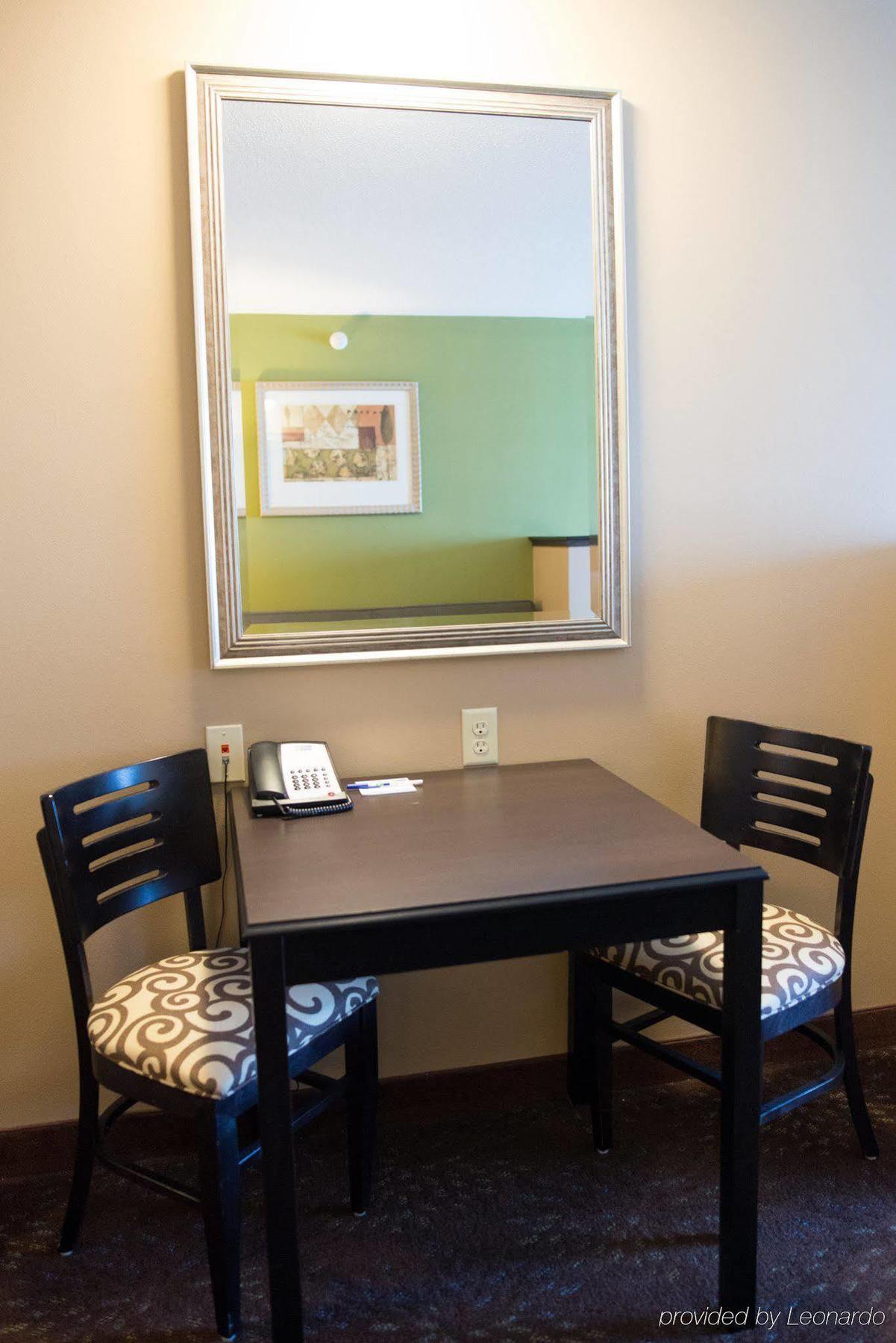 Silver Lake Holiday Inn Express & Suites Northwood By Ihg מראה חיצוני תמונה